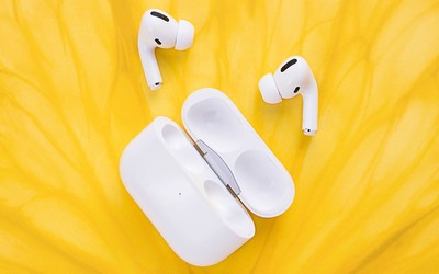 You must need AirPods Pro to enjoy the beauty of music in the hustle and bustle.